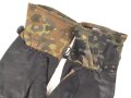 Bundeswehr,  Handschuh ,  flecktarn Grösse 9, leicht gebraucht, datiert 2008