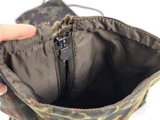 Bundeswehr,  Paar Nässeschutzgamaschen flecktarn, ungebraucht