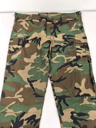 U.S. Army "Trousers , hot weather, woodland"...