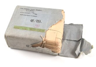 "1kg entfettete Watte, keinfrei in 6 Rollen" datiert 1939, Maße 20x16x10cm. Umverpackung defekt