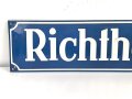 Strassenschild / Emailleschild " Richthofenstr." 18 x 90cm. Sicherlich nach 1945