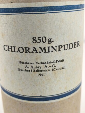 Pack " 850g Chloraminpulver" datiert 1941,...