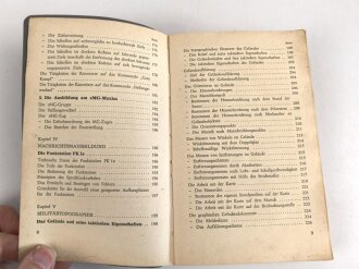 DDR "Handbuch für den Kämpfer" datiert 1962, 419 Seiten, DIN A6