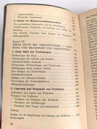 DDR "Handbuch für den Kämpfer" datiert 1962, 419 Seiten, DIN A6