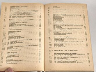 DDR "Handbuch Militärisches Grundwissen" datiert 1977, 493 Seiten, DIN A5