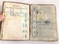 Soldbuch Heer, ausgestellt am 11.6.43 bei Marsch batterie schwere Artillerie Ausbildungs Abteilung 50 ( mot) , dananch Art. Rgt. 40. Eingetragene Pistole Radom, Medaille Winterschlacht im Osten, KVK 2. Klasse mit Schwertern. Wasserschaden