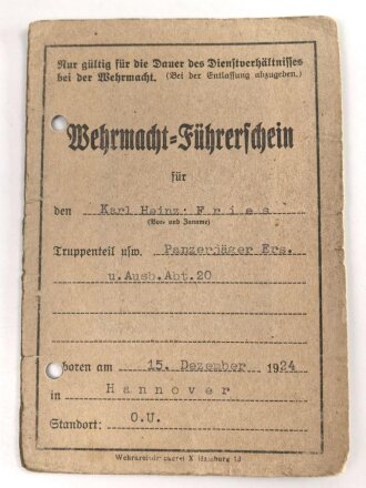 Wehrmacht - Führerschein eines Angehörigen der Panzerjäger Ersatz- und Ausbildungsabteilung 20, ausgestellt 1943 für Vollkettenfahrzeuge bis 15 to, gelocht