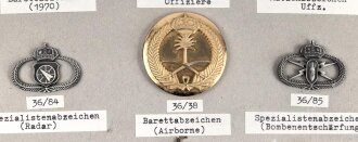 Saudi- Arabien, Sammlung Mützenabzeichen und Barettabzeichen