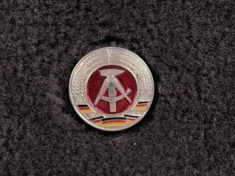 Nationale Volksarmee der DDR, Wintermütze für Mannschaften, Webpelz , datiert 1984, Kopfgrösse 57