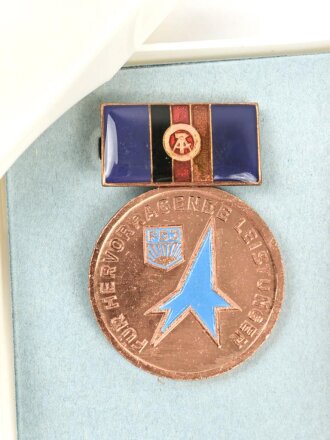 DDR, FDJ Medaille Für hervorragende Leistungen in...