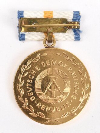 DDR, Medaille für treue Dienste im Gesundheitswesen...