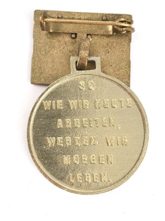 DDR Medaille für ausgezeichnete Leistungen im...