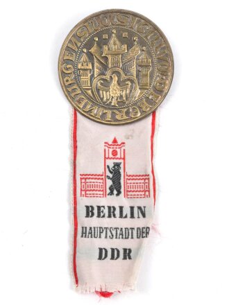 DDR , tragbares Abzeichen " 750 Jahre Berlin" 1987