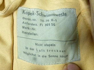 Luftwaffe Kapok Schwimmweste, minimal getragenes Stück in sehr gutem Zustand, nur leicht angeschmutzt.