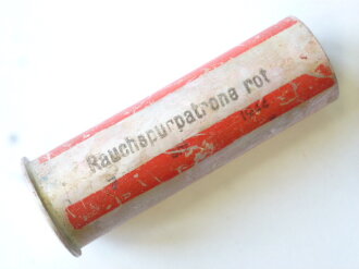 Rauchspurpatrone rot, Abgeschossene, leere Aluminiumhülse datiert 1944