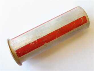 Rauchspurpatrone Rot, Abgeschossene, leere Aluminiumhülse, datiert 1941