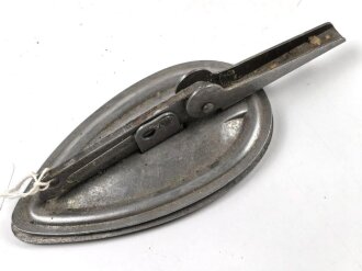 Luftwaffe Seenotausrüstung, Metallflicken zum Abdichten des Seenotschlauchbootes, Risse bis ca. 7cm Grösse können somit abgedichtet werden