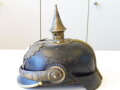 Preussen, Pickelhaube für einen einjährig Freiwilligen Train, unberührter, stark angelaufener Helm