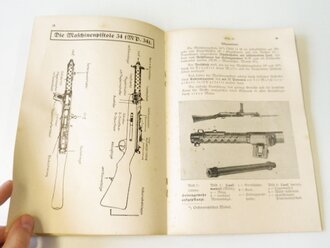 Maschinenpistolen 18/28 Erma , 38/40/34, Leucht Pistole. 55 Seiten, Rücken lose, Eigentumsvermerk ausgeschnitten