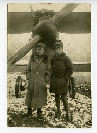 1. Weltkrieg, Foto einer deutschen Besatzung vor Maschine...