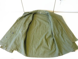 U.S. Army WWII Jacket, HBT, Special - with gas flap. Good condition, size 32R,  Schulterbreite 48 cm, Armlänge 58 cm