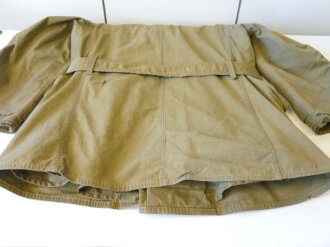 U.S. Army Mackinaw Coat ( so called Jeep Coat) datiert 1942. Used, good condition Schulterbreite 45 cm, Armlänge 63 cm, Von Achsel zu Achsel gemessen 60 cm