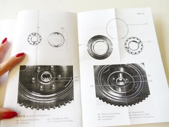 REPRODUKTION, H.Dv. 195/7 L.Dv.2307 Der Maschinensatz 220 Volt (Wechselstrom) 15/18 kVA, datiert 1942, A5, 54 Seiten + Anlagen