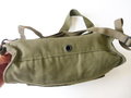 U.S. WWII Army light weight service Mask pouch