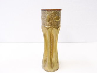 Vase aus 75MM M18 Kartusche von 1944 ,  Höhe 27cm. Nachkriegsumbau "Schwerter zu Pflugscharen"