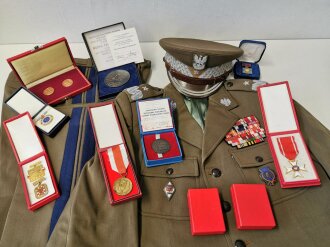 Polen Neuzeit, Uniform und Auszeichnungen des Brigadegeneral Andrzejowi Porajskiemu