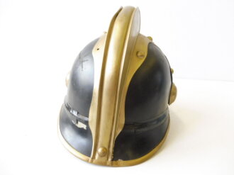 Österreich, Feuerwehrhelm in gutem Zustand,