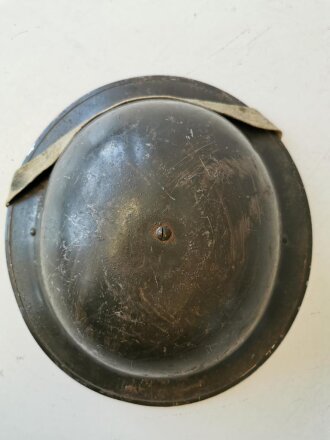 Großbritannien Stahlhelm MKII. Originallack, keinerlei Markierungen sichtbar