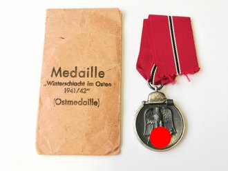 Medaille Winterschlacht im Osten mit der Verleihungstüte, Hersteller Klein u.Quenzer