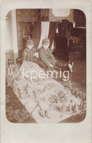1.Weltkrieg, Aufnahme von 2 Kindern in kaiserlicher...
