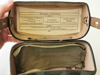 Paar Koppeltaschen für Krankenträger datiert 1937, zusammengehörig