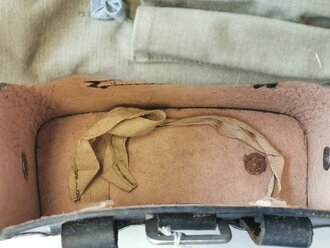 Paar Koppeltaschen für Krankenträger datiert 1937, zusammengehörig