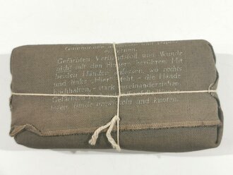 Verbandpäckchen Wehrmacht für die Tasche in der Feldbluse bzw. den Verbandkasten. Großes Modell datiert 1944