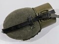 Feldflasche Wehrmacht, Variante mit graugrünem Bezug