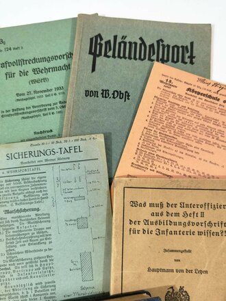 Konvolut Vorschriften, alle in gutem Zustand